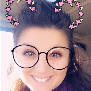 Meet your Posher, Jacee